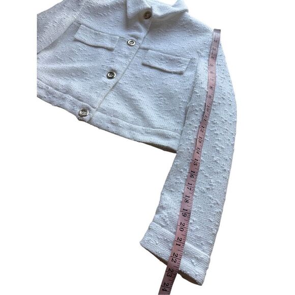 ZARA Textured Cropped Blazer with Gold Buttons In Oyster White Size M - Picture 11 of 12